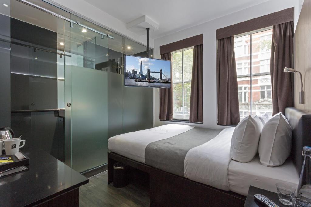 the z hotel soho london hotels for gays london sleeping room