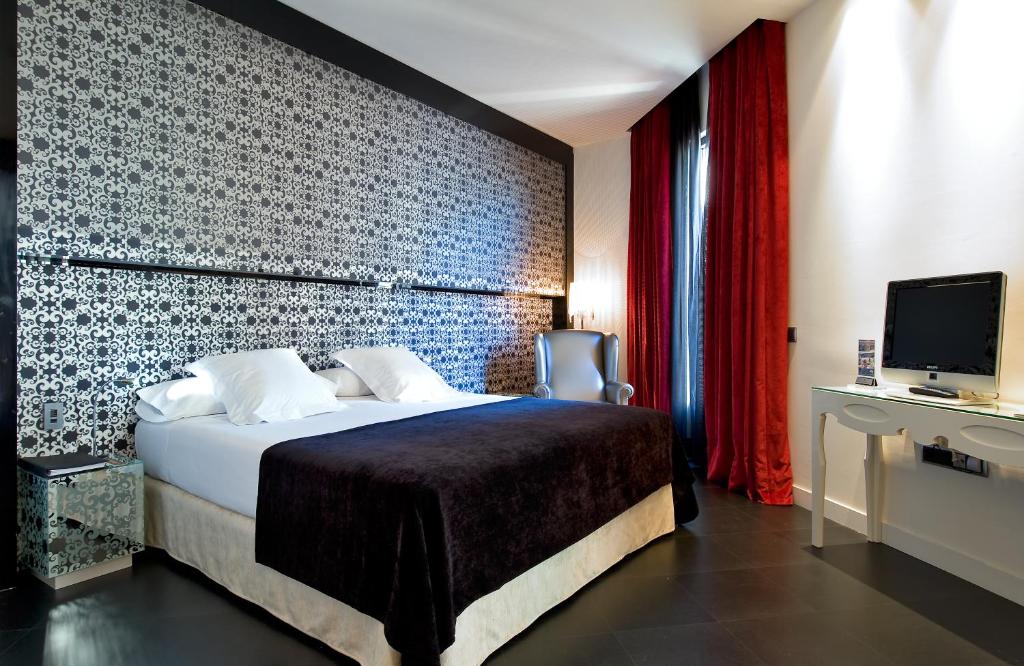 vincci via 66 madrid hotels for gays madrid bedroom