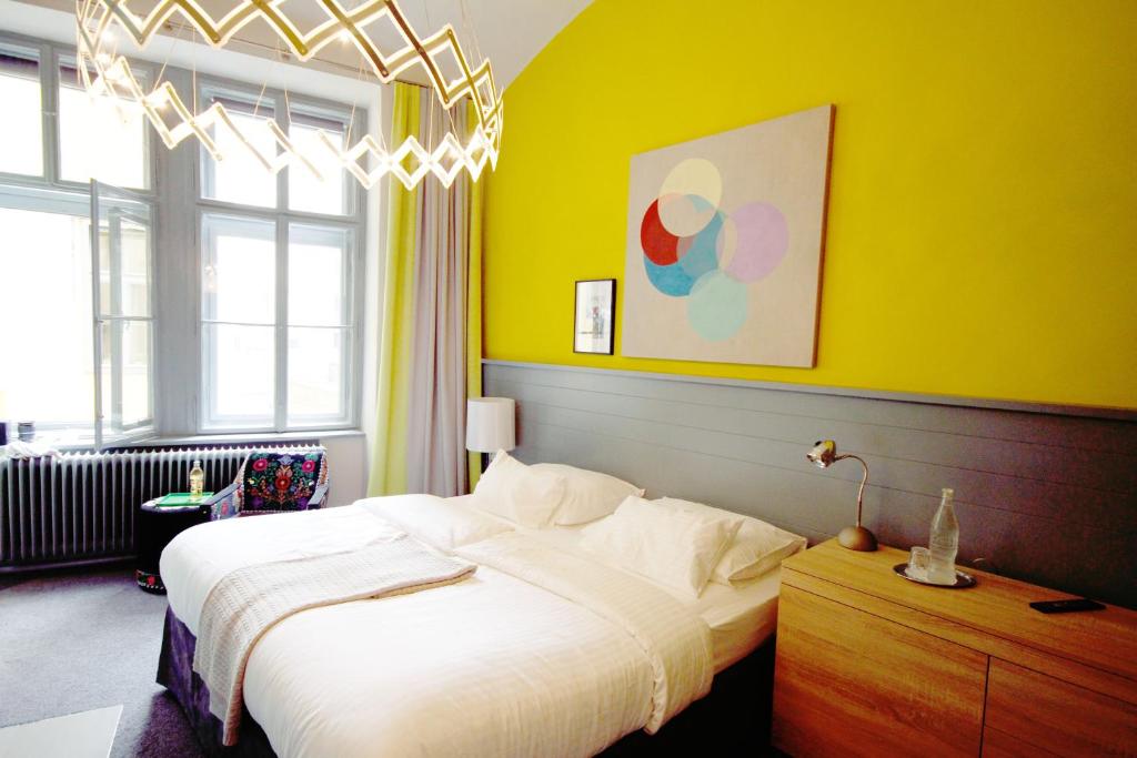 hotel saint shermin bed breakfast champagne vienna hotels for gays vienna bedroom