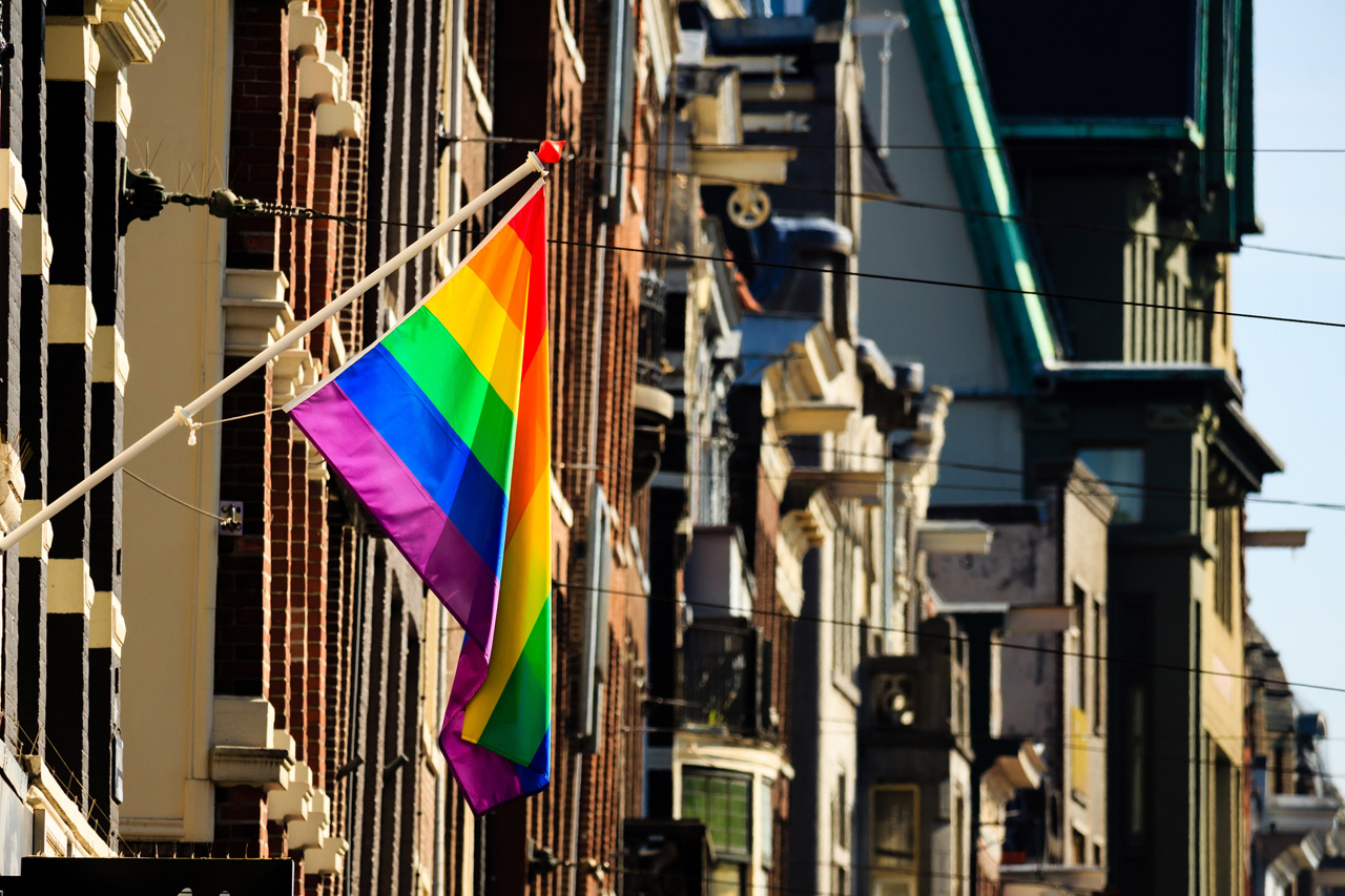 gay amsterdam houses