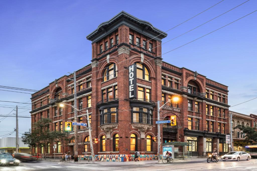 Hotels For Gays Toronto Gladstone House Main