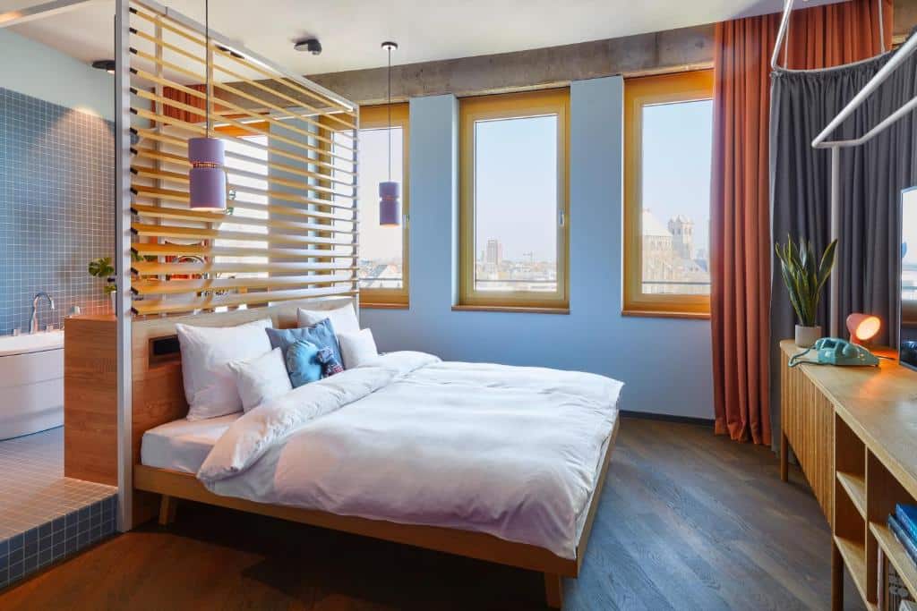 25hours Hotel The Circle Hotels for Gays Cologne