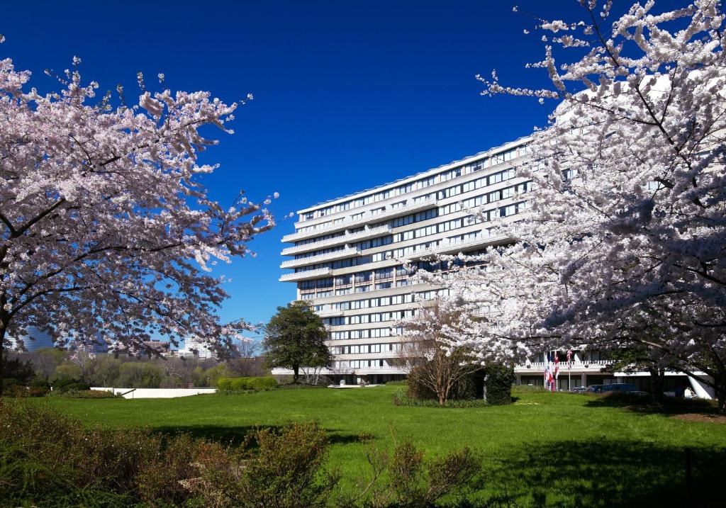the watergate hotel georgetown hotels for gays washington dc front