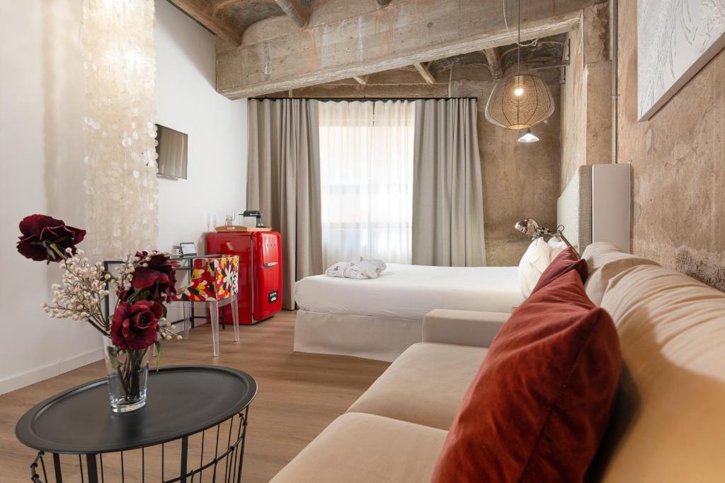 brondo architect hotel hotels for gays salou room