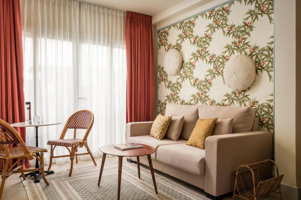 bypillow abril hotels for gays salou living room