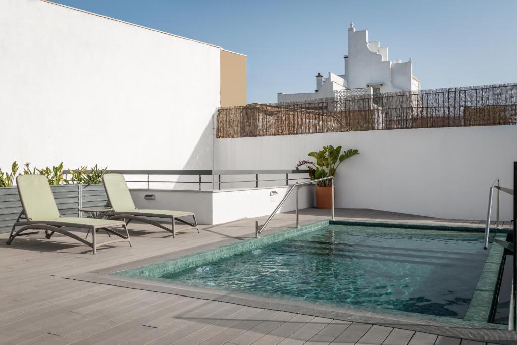 bypillow la sal hotels for gays cadiz swimming pool