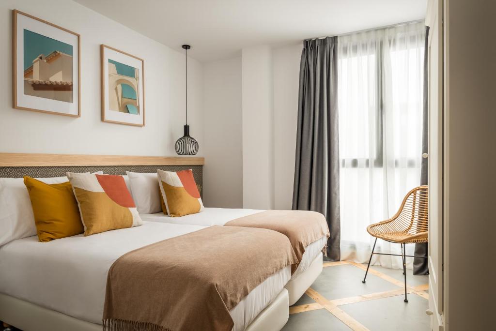 bypillow la sal hotels for gays cadiz room