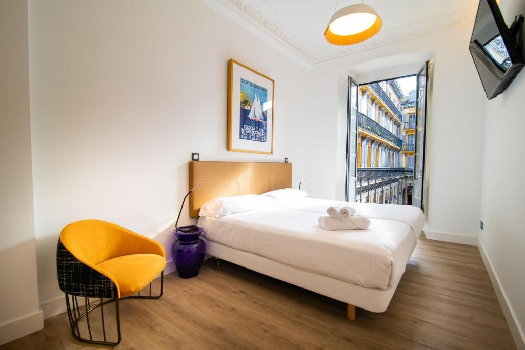 central roomss hotels for gays san sebastian room