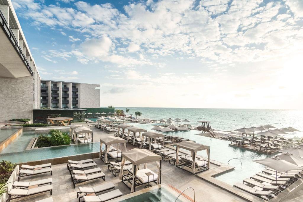grand hyatt playa del carmen resort hotels for gays playa del carmen oceanfront pool