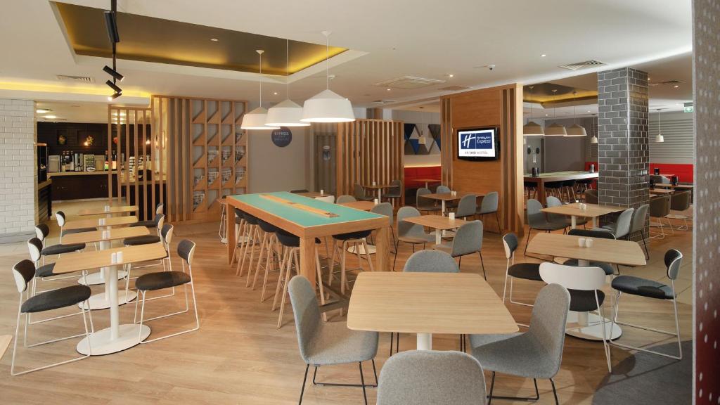 holiday inn express belfast city hotels for gays belfast lounge