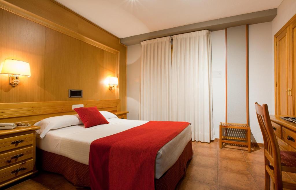 hotel real toledo hotels for gays toledo room