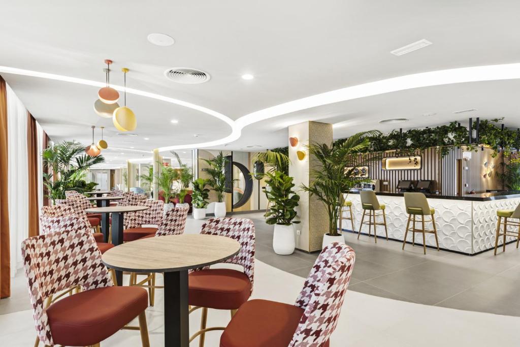 hotel riu concordia hotels for gays salou lounge
