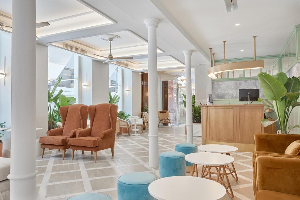 icon malabar hotels for gays malaga lounge