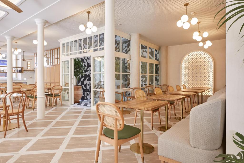 icon malabar hotels for gays malaga restaurant