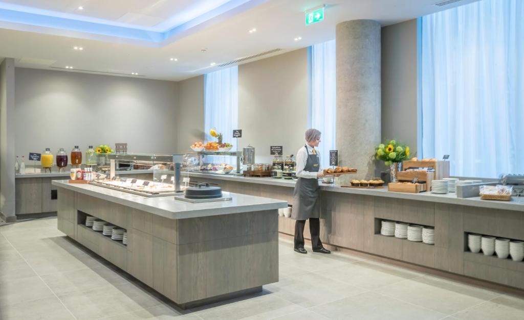 maldron hotel belfast city hotels for gays belfast restaurant