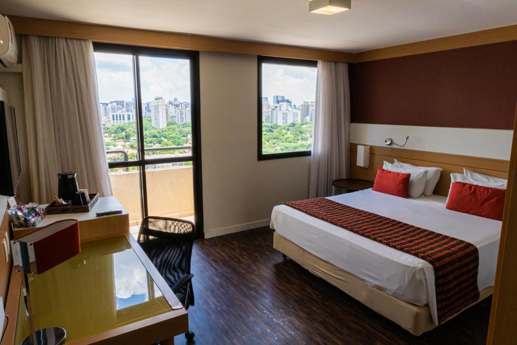 quality faria lima hotels for gays sao paulo room