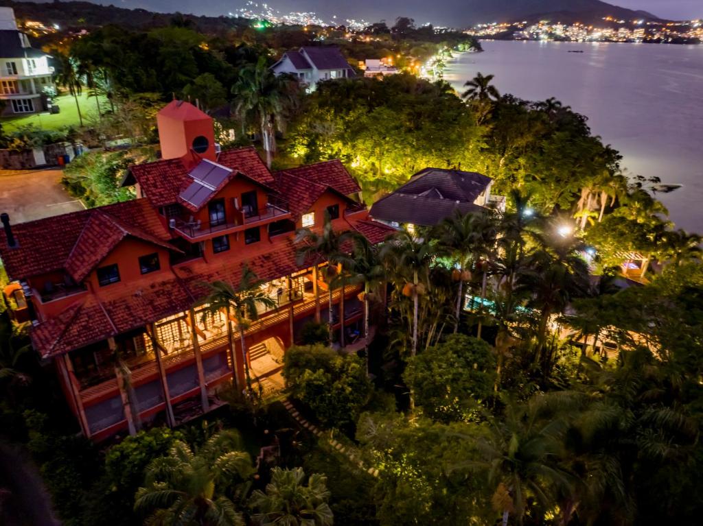 refúgio do cacupé hotels for gays santa catarina island front