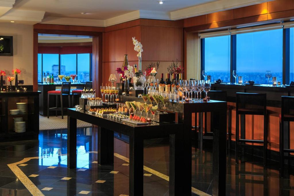 renaissance sao paulo hotel hotels for gays sao paulo restaurant
