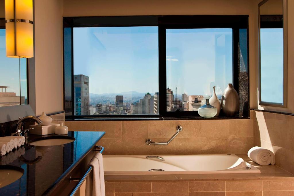renaissance sao paulo hotel hotels for gays sao paulo tub