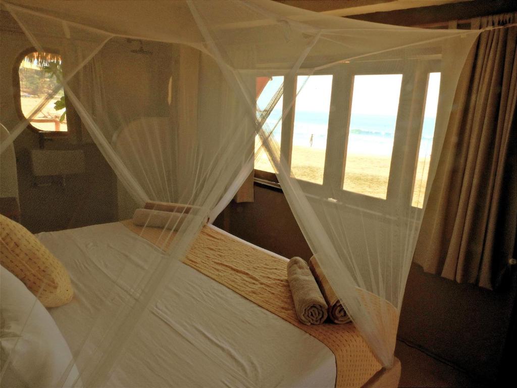 sebastian de los milagros hotels for gays zipolite room