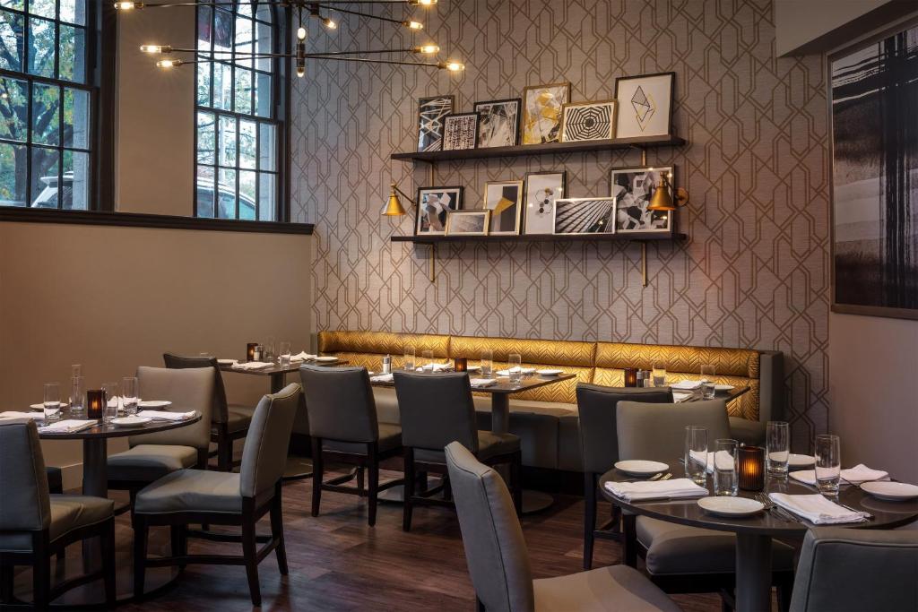 sheraton commander hotel hotels for gays cambridge restaurant