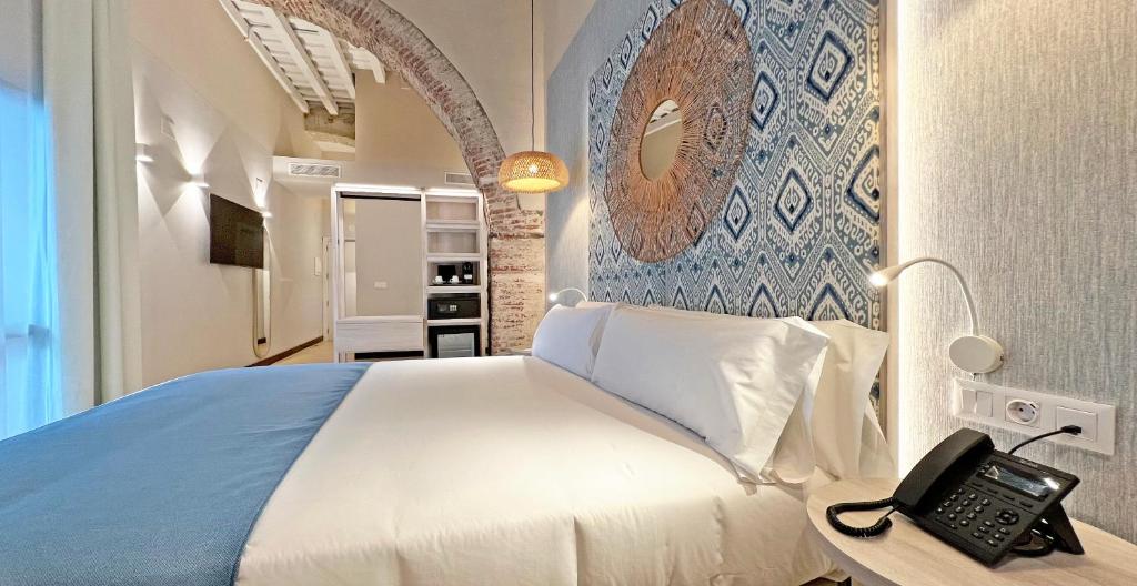 soho boutique cádiz hotels for gays cadiz room