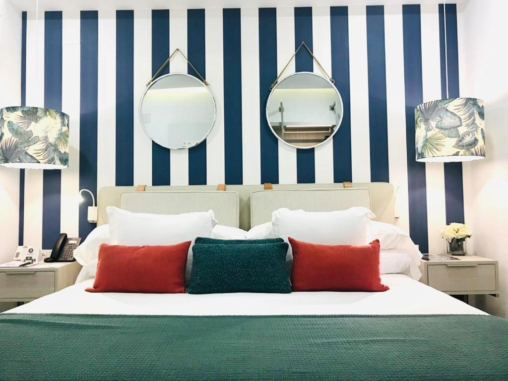 soho boutique urban hotels for gays malaga room