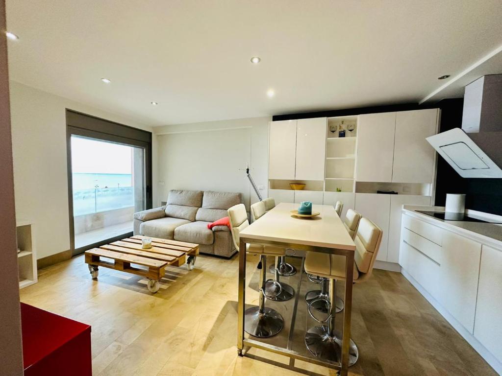 erra y mar ascensor grupo ac gestion hotels for gays cadiz living room