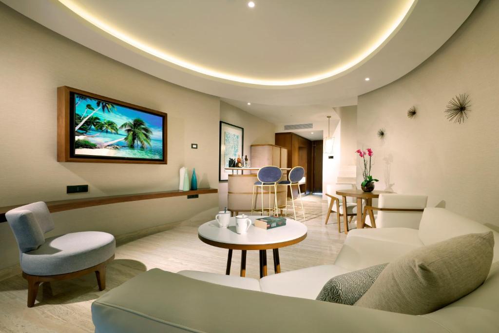 trs coral hotel hotels for gays cancun living room