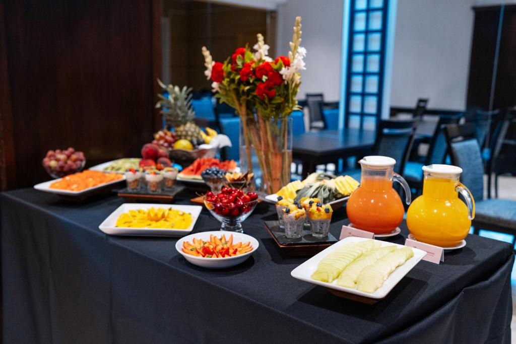 amerian executive mendoza hotel hotels for gays mendoza breakfast options