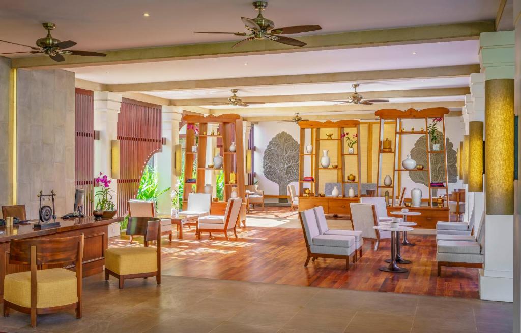 anantara angkor resort hotels for gays siem reap lounge