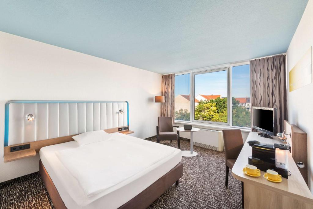 best western plus hotel hotels for gays dresden room