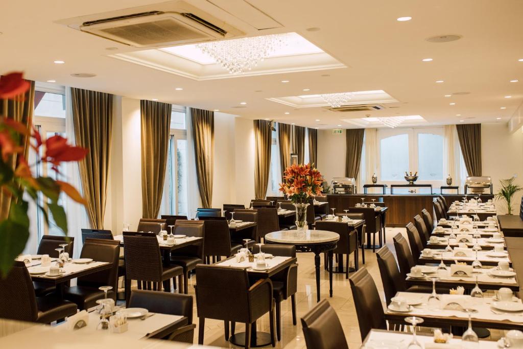carat apart boutique hotels for gays rosario dining room