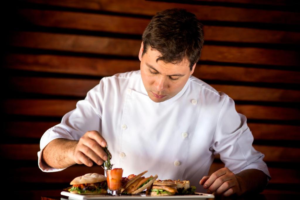 diplomatichotel hotels for gays mendoza restaurant
