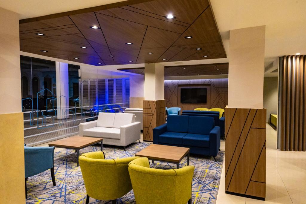 holiday inn express rosario by ihg hotels for gays rosario lounge
