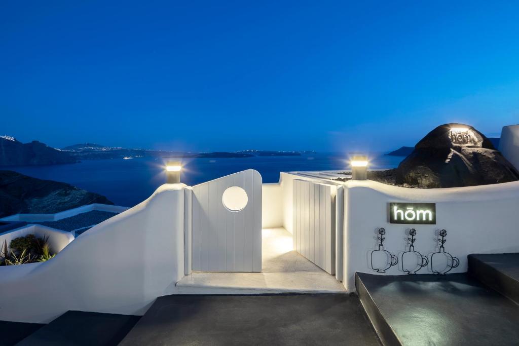 hom santorini hotels for gays santorini entrance