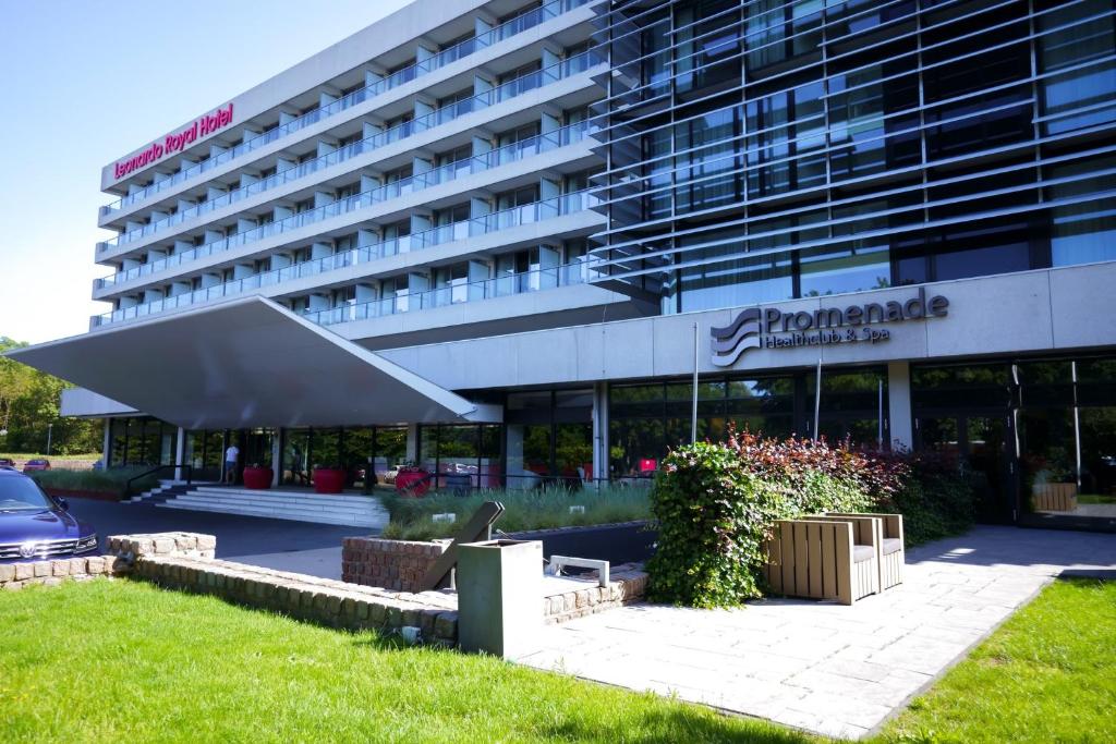 leonardo royal hotel den haag promenade hotels for gays the hague front