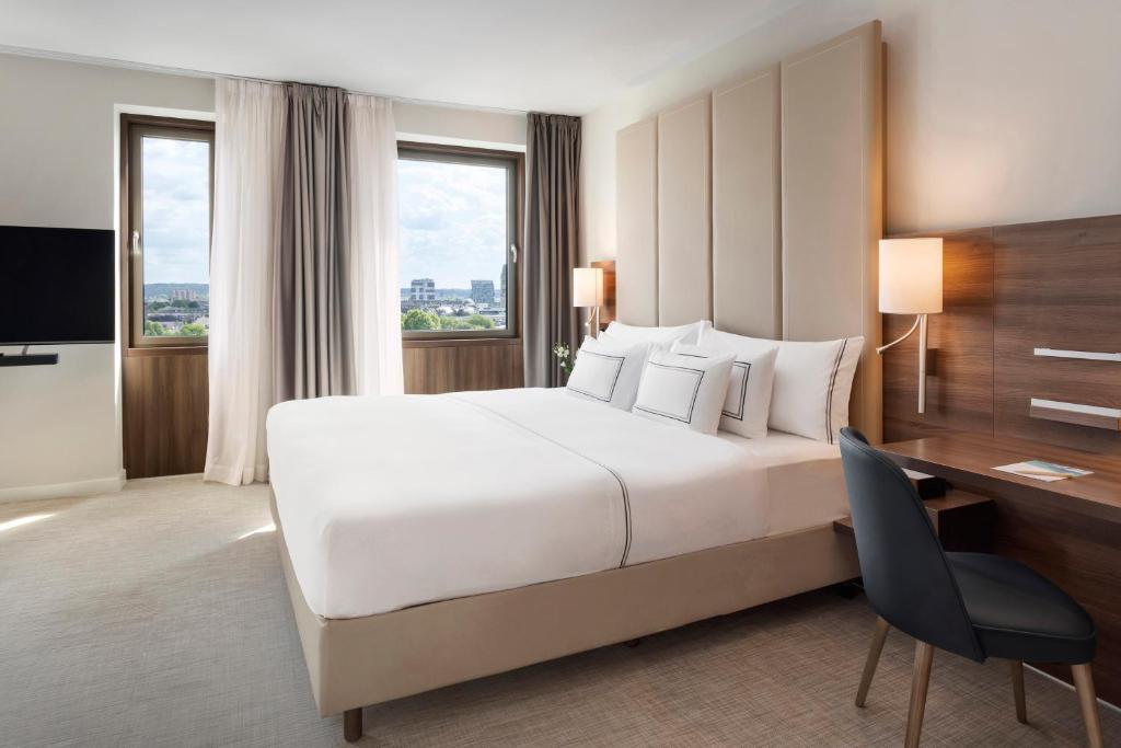 melia Dusseldorf hotels for gays dusseldorf room