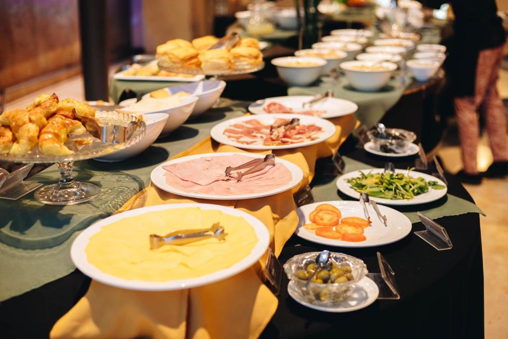 mod hotels mendoza hotels for gays mendoza breakfast options