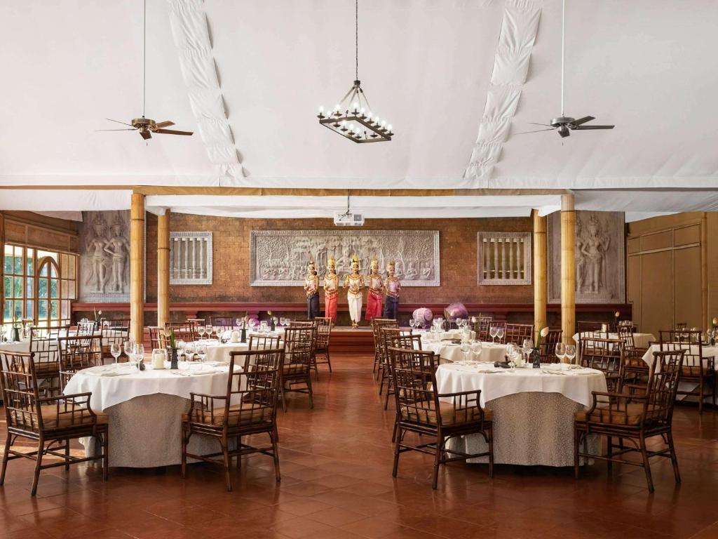 raffles grand hotel d angkor hotels for gays siem reap restaurant