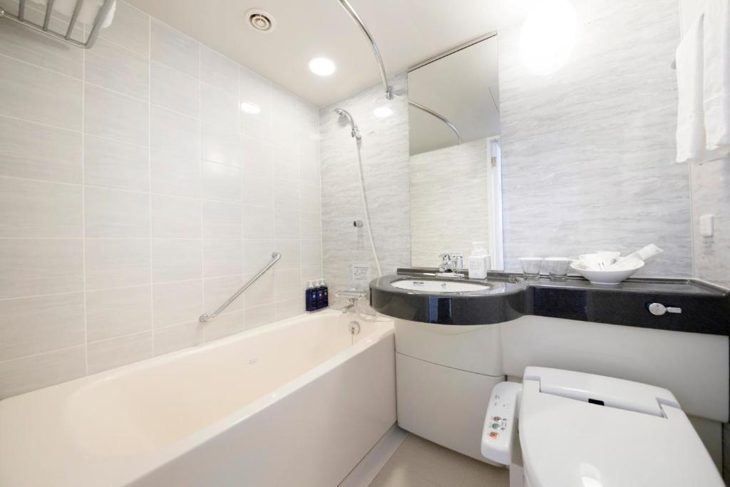 richmond hotel premier musashikosugi hotels for gays kawasaki bathroom