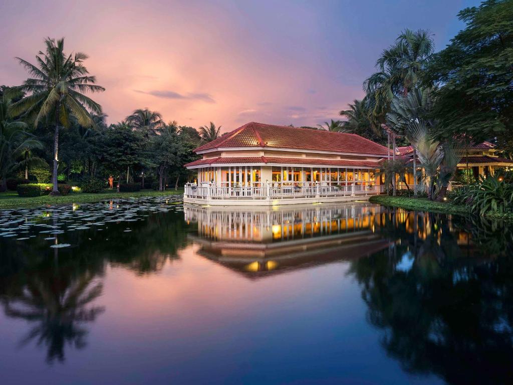 sofitel angkor phokeethra hotels for gays siem reap front