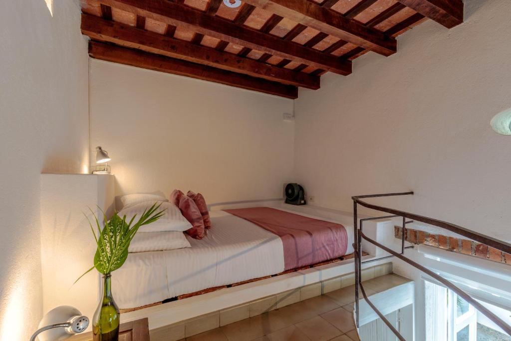 casa verde hotel hotels for gays santa marta room