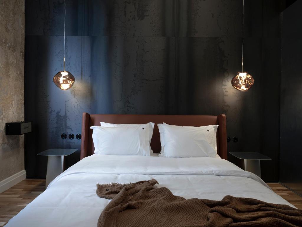 hipsters hotels for gays thessaloniki room