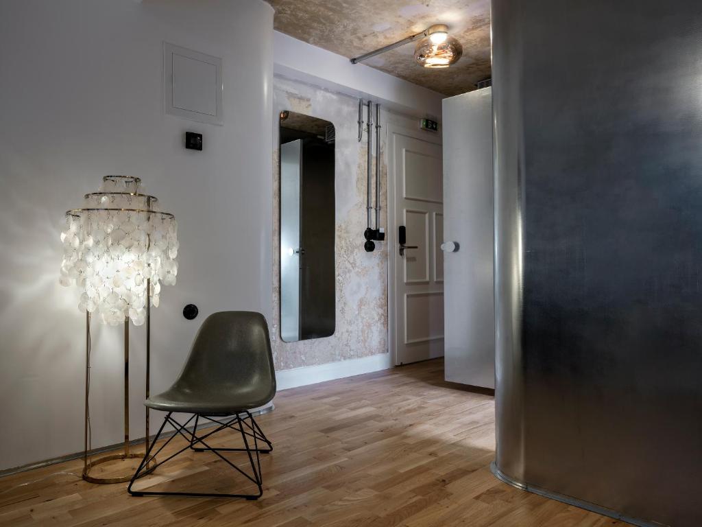 hipsters hotels for gays thessaloniki lounge