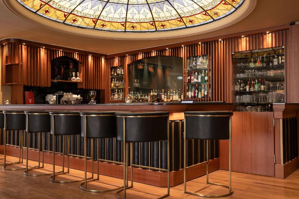 mediterranean palace hotels for gays thessaloniki bar