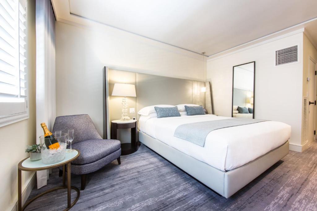 mosaic hotel beverly hills hotels for gays cali room