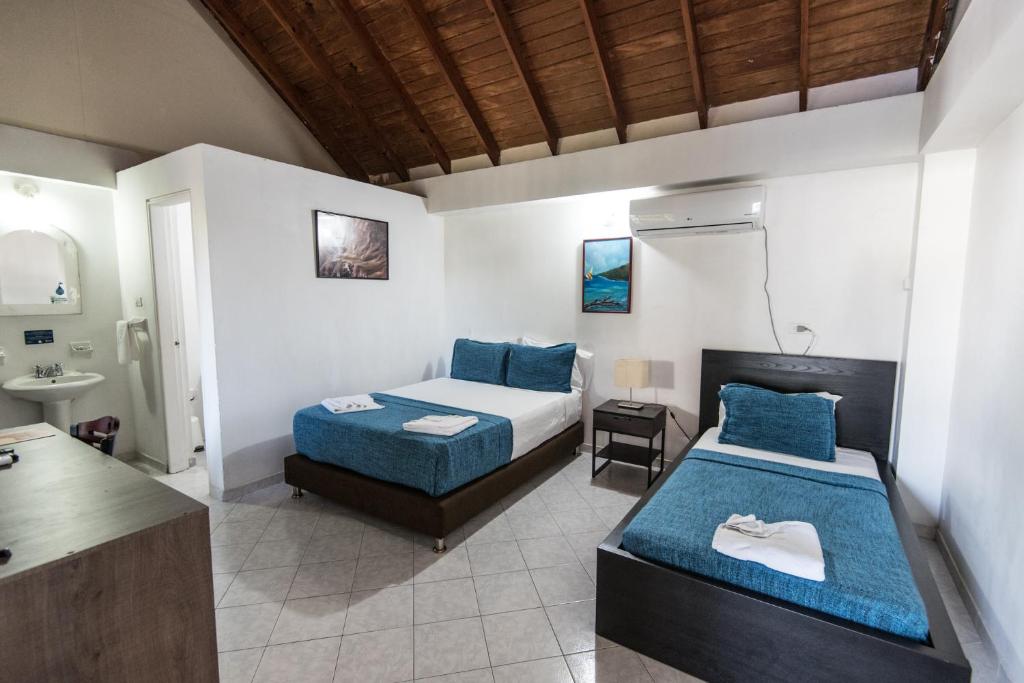 sunset hotel hotels for gays san andres room