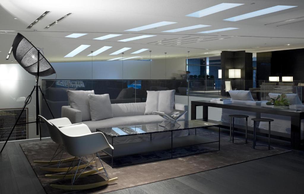 the met hotels for gays thessaloniki lounge