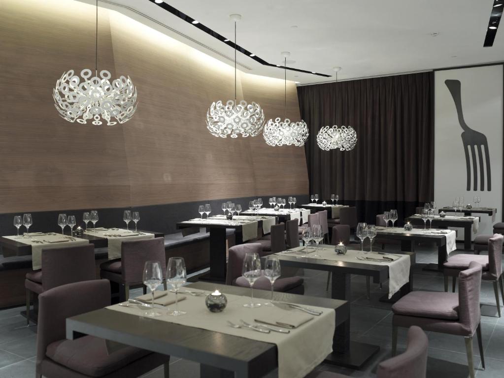 the met hotels for gays thessaloniki restaurant